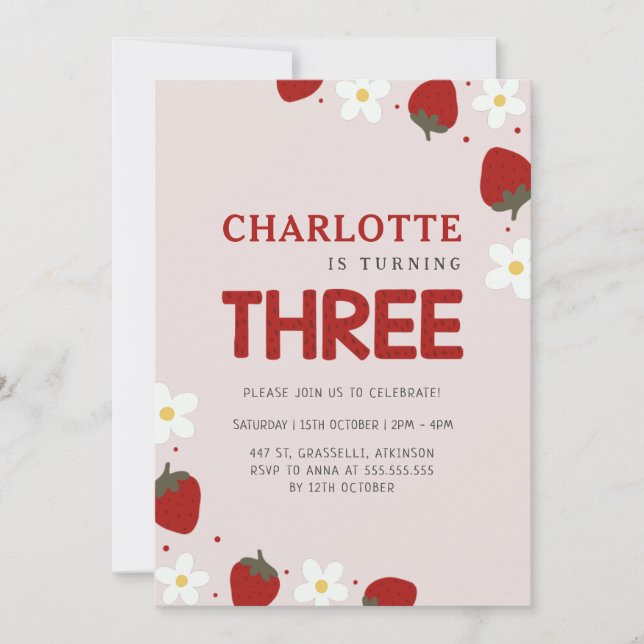 Daisy Strawberry Light Gray 3. Sommer Geburtstag Einladung (Vorderseite)