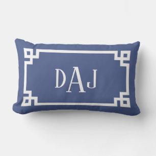 DAJ Blue and White Greece Key Script Monogram Kissen Für Draußen