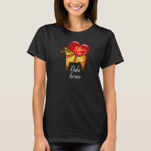 Dala Folk, Schwarz/Rot/Gelb/Weiß, rotes Herz T-Shirt