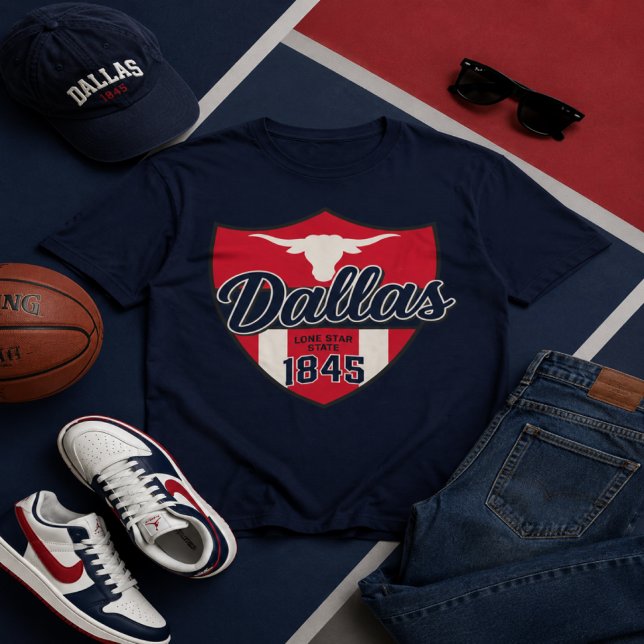 Dallas Heritage Shield Graphic T-Shirt Vintag (Von Creator hochgeladen)