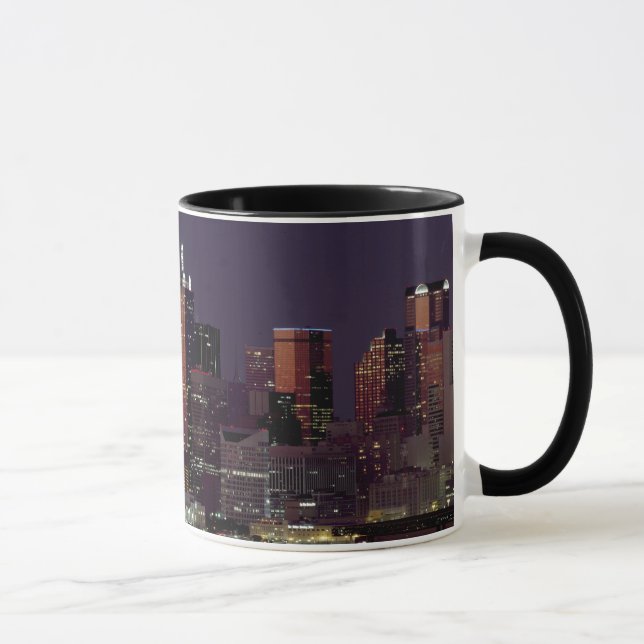 Dallas-Skyline nachts Tasse (Rechts)