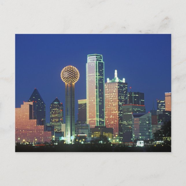 'Dallas, TX-Skyline nachts mit Wiedersehen Tower' Postkarte (Vorderseite)