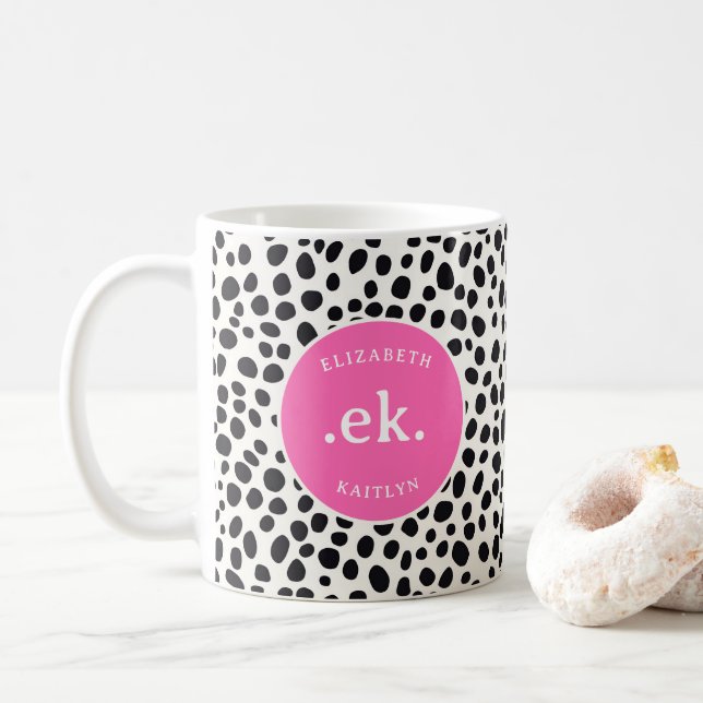 Dalmatiner Dog Abstraktes Muster Hot Pink Monogram Kaffeetasse (Mit Donut)