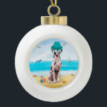 Dalmatiner Dog on Beach Keramik Kugel-Ornament<br><div class="desc">Ein Dalmatiner,  der am Strand sitzt,  ist eine gute Geschenkidee für jemanden,  der diese Hundin Liebe.</div>