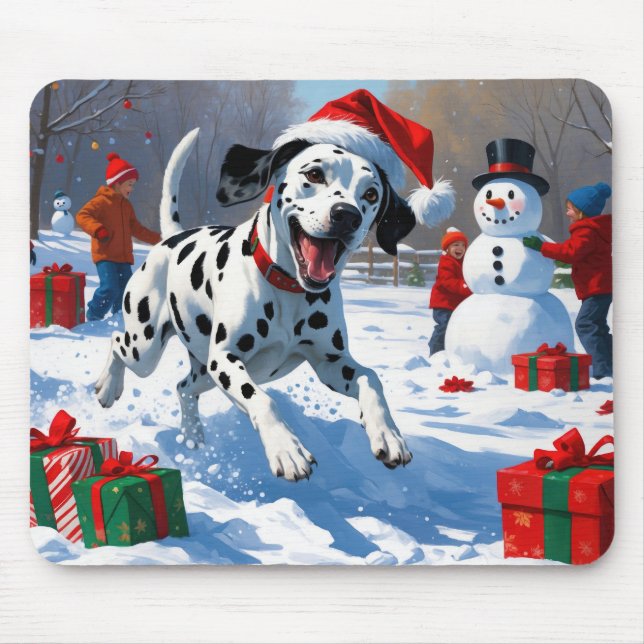 Dalmatiner läuft im Schnee mit Weihnachtshut Mousepad (Vorne)