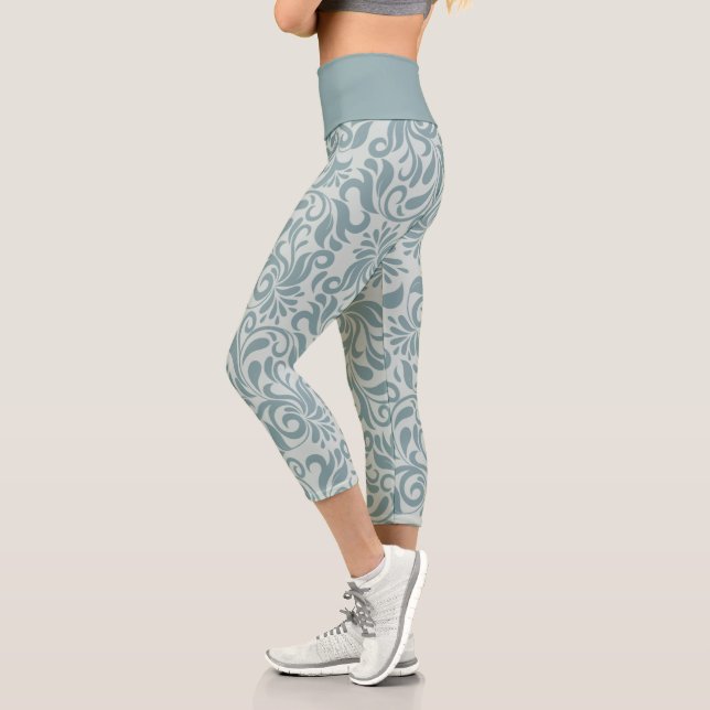 Damask Brocade-Blätter auf den Leggings von Gray C (Links)