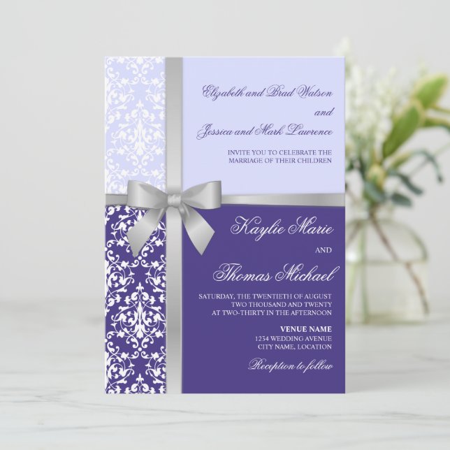 Damask Imitate Silver Ribbon Lila Lilac Wedding Einladung (Stehend Vorderseite)