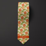 Damask Inspiriert Burnt Orange und Moss Green Krawatte<br><div class="desc">Mit unserer Damast-Inspiriert Burnt Orange und Moss Green Neck Tie verschmelzen Sie eine zeitlose Ästhetik. Das klassische Damastmuster in gebranntem Orange und Moosgrün macht es zu einer vielseitigen Wahl für Hochzeiten. Anpassen mit Namen oder Initialen. Vergessen Sie nicht,  unsere passenden Socken für einen polierten Look zu entdecken.</div>