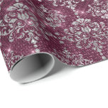 Damask Silver Gray Royal Burgundy Beet Funkelnd Geschenkpapier<br><div class="desc">Glam und Chic Wrapping Paper für viele Anlässe wie Geburtstag,  Jubiläum,  Hochzeit,  Brautparty,  neue Arbeit,  neue Zuhause,  Corporate Party,  Ruhestand Party,  neues Baby..</div>