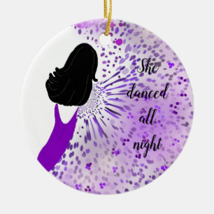 Dame im lila Kleid Keramik Ornament