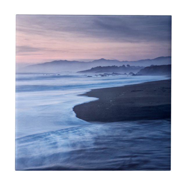 Dämmerung am Strand von Moonstone Fliese (Vorderseite)