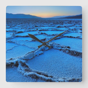 Dämmerung, Death Valley, Kalifornien Quadratische Wanduhr