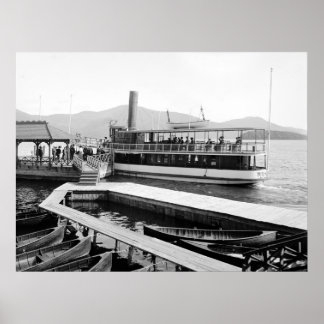 Dampfboot im Hotel Sagamore, 1904 Poster