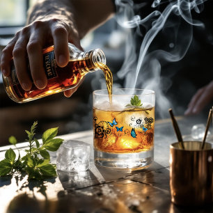 Dampfpunk-Stammesblaue Schmetterlinge Getriebewirb Whiskyglas
