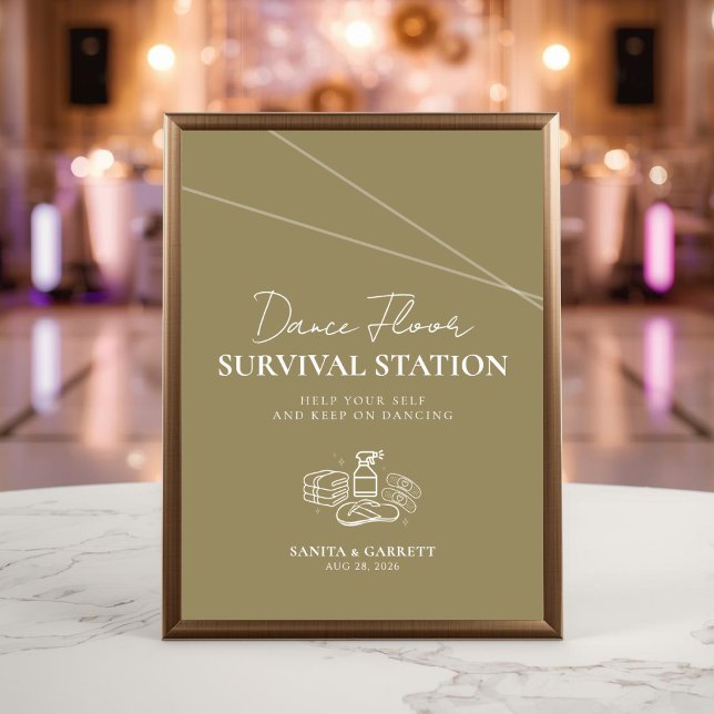 Dance Floor Survival Station Sign Poster (Von Creator hochgeladen)