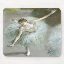 Dancer in Green von Edgar Degas