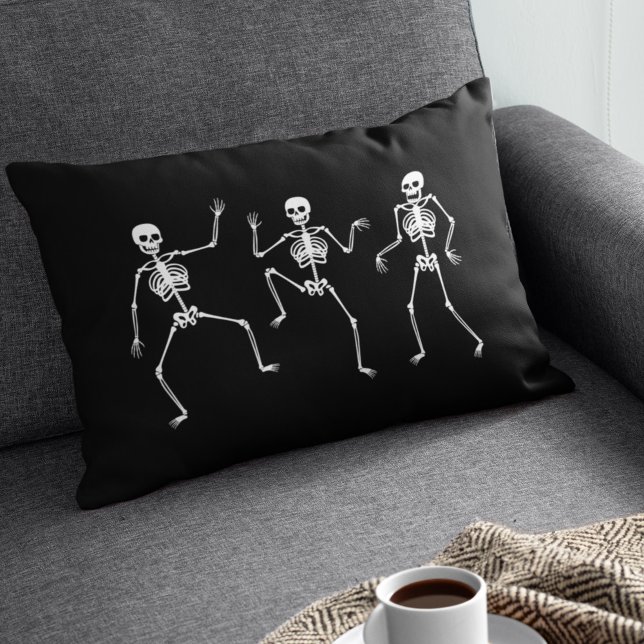 Dancing Skeleton Funny Spooky Halloween Jahreszeit Lendenkissen (Von Creator hochgeladen)