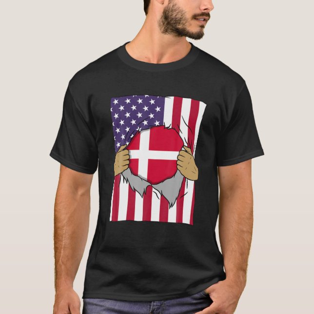 Dänemark Flaggenblut in meiner Zuhause Pride Danis T-Shirt (Vorderseite)
