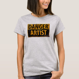 DANGER ARTIST-Schild mit gestörtem Metallrost T-Shirt
