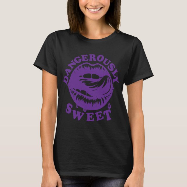 Dangerously Sweet: Halloween Lips Tee (Vorderseite)