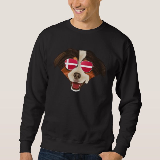 Danish Flag Miniature American Shepherd Dog Denmar Sweatshirt (Vorderseite)