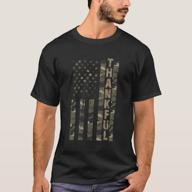 Dank der Vereinigten Staaten erschüttert Camouflag T-Shirt (Vorderseite)