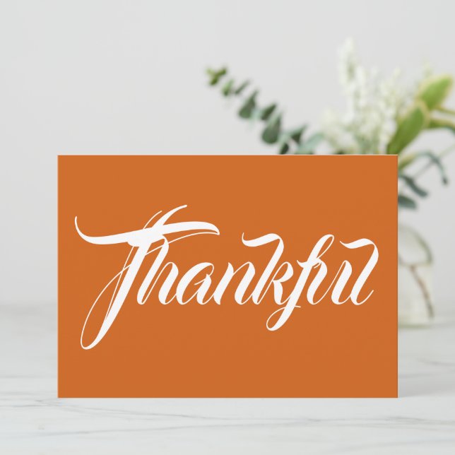 Dankbare Orangenkalligraphie niedlicher Erntedank- (Stehend Vorderseite)