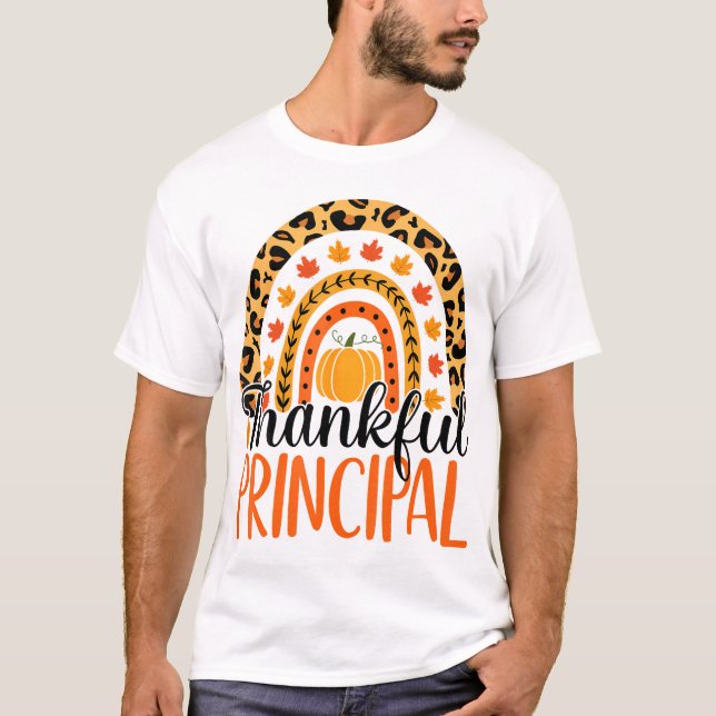 Dankbares Principal Rainbow Fall Principal T-Shirt (Vorderseite)