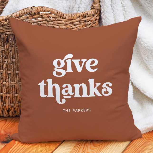 Danke | Boho Retro Terracotta Kissen (A retro and boho Thanksgiving pillow in terracotta and white)