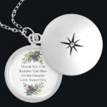 Danke, dass du den Mann meiner Träume ein Geschenk Medaillon<br><div class="desc">Vielen Dank, dass Sie den Mann meiner Träume Sprichwort auf einer silbernen Halskette oder Uhrenkette ist das perfekte Geschenk für Ihre zukünftige Mutter in Recht oder Mutter im Recht geben. Sie wird es schätze. Das perfekte Geschenk für die Mutter des Bräutigams an Ihrem Hochzeitstag. Erhältlich in drei Stilen, rund, quadratisch...</div>