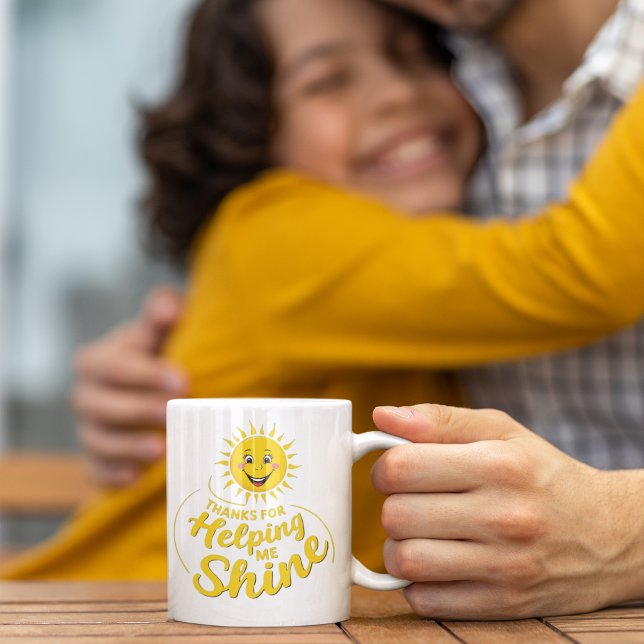 Danke für die Hilfe für die Tasse von Shine (Show your gratitude with this cute, "Thanks for helping me shine" sun mug! )