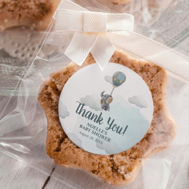 Dankeschön! Gray Baby Elephant in Hot Air Ballon Runder Aufkleber (Von Creator hochgeladen)