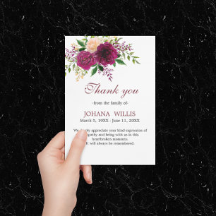 Dankeschön Trauerflorales lila Gedenkkarte Einladung