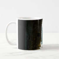 Danny Duck the Mummy besucht eine Tasse