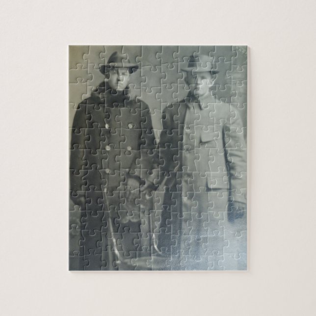 Dapper Brothers in Overcoats RPPC B&W Foto Image Puzzle (Vertikal)
