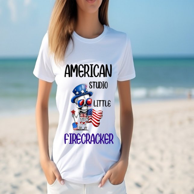 Dapper Skeleton Salutes America T-Shirt (Von Creator hochgeladen)