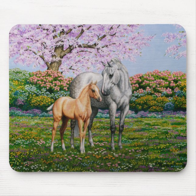 Dapple Gray Quarter Horse Mare Palomino Foal Mousepad (Vorne)