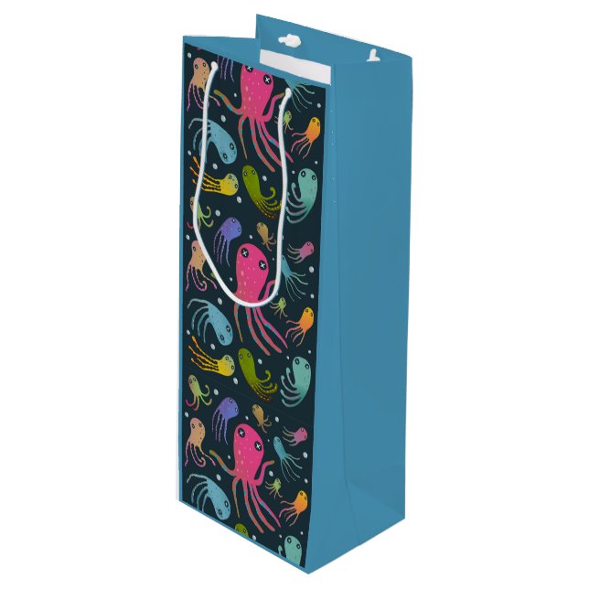 Dark Background under Sea Marine Life Cartoon Geschenktüte Für Weinflaschen (Vorderseite Schrägansicht)