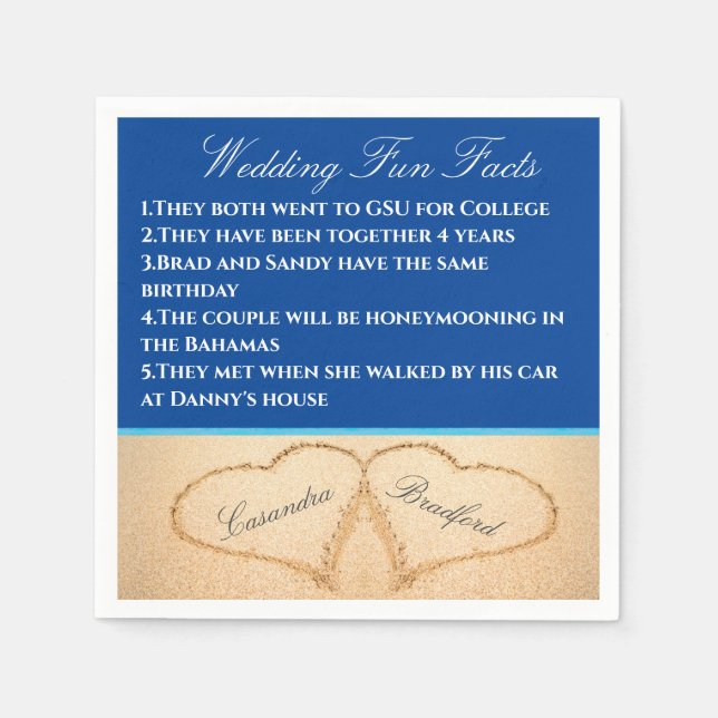 Dark Blue Beach Wedding 2 Herz Sand Fun Fakten Serviette (Vorderseite)