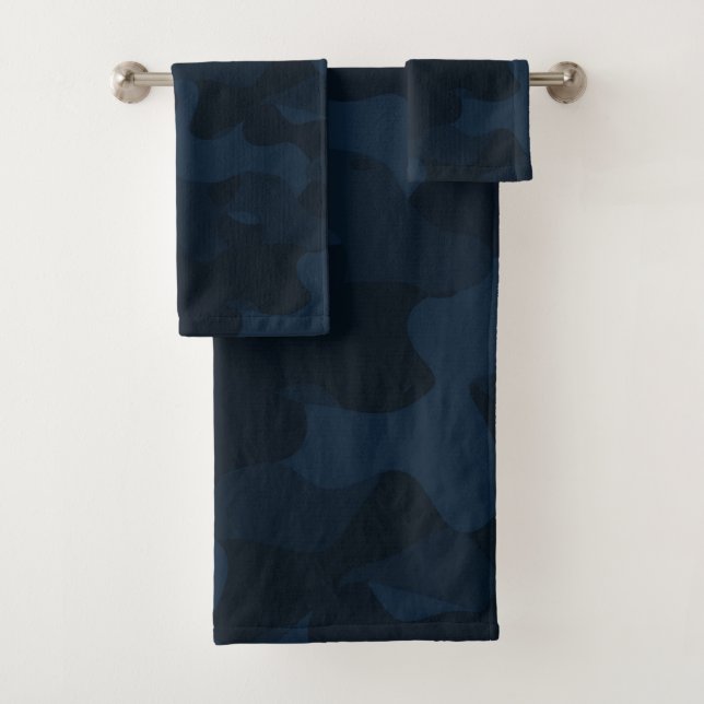 Dark Blue Camo Abstract Badhandtuch Set (Insitu)