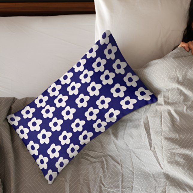 Dark Blue Floral Pillow Case Kissenbezug (Von Creator hochgeladen)