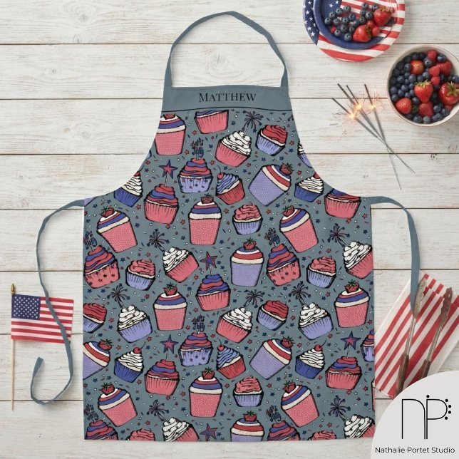 Dark Blue Patriotic 4. Juli Cupcakes Custom Schürze (This Red White Blue Cupcakes Fourth Of July Apron features hand-drawn patriotic baking art.)