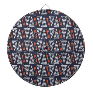 Dark Blue und Red Geometric Triangle Pattern Dartscheibe