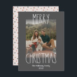 Dark Boho Polka Dot Weihnachtskalender Foto Feiertagskarte<br><div class="desc">Diese dunkle boho polka dot weihnachtlich vertikal verblasste Foto-Urlaubskarte ist perfekt für Ihren modernen böhmischen Landhaus-inspiriert Urlaub Gruß. Der klassische rustikale, aber feine handgezeichnet Schriftart verleiht ihm einen erdigen Vintagen Look und behalte ihn niedlich und einfach. Die Polka-Punkte kommen in Erdtönen wie Rot, Salbei, Rosa, Rosa, Terrakotta, Rost und Bräune....</div>