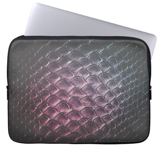 Dark Brown Crocodile Leather Textur Design Laptopschutzhülle (Vorderseite)