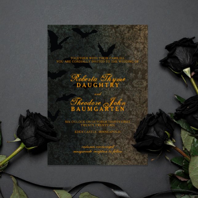 Dark Damask Halloween Hochzeitseinladung Einladung (Dark Damask pattern with subtle bats and orange text, gothic victorian wedding invitation)