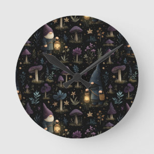 Dark Fantasy Gnome und Mushroom Pattern Runde Wanduhr