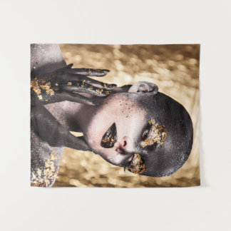 Dark Golden Beauty Body Paint Glamorous Art Wandteppich