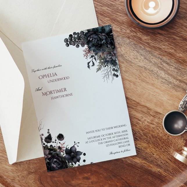Dark Gothic Floral White Wedding Einladung (Von Creator hochgeladen)