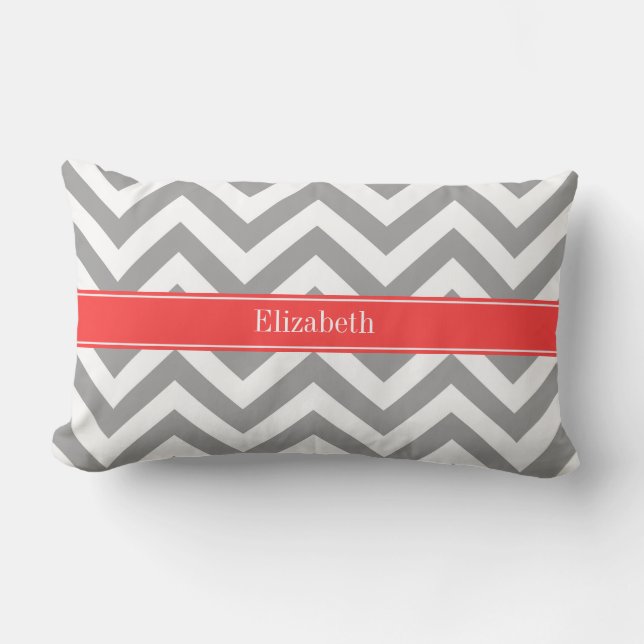 Dark Gray Lg Zickzack Coral Red Name Monogram Lendenkissen (Vorderseite)